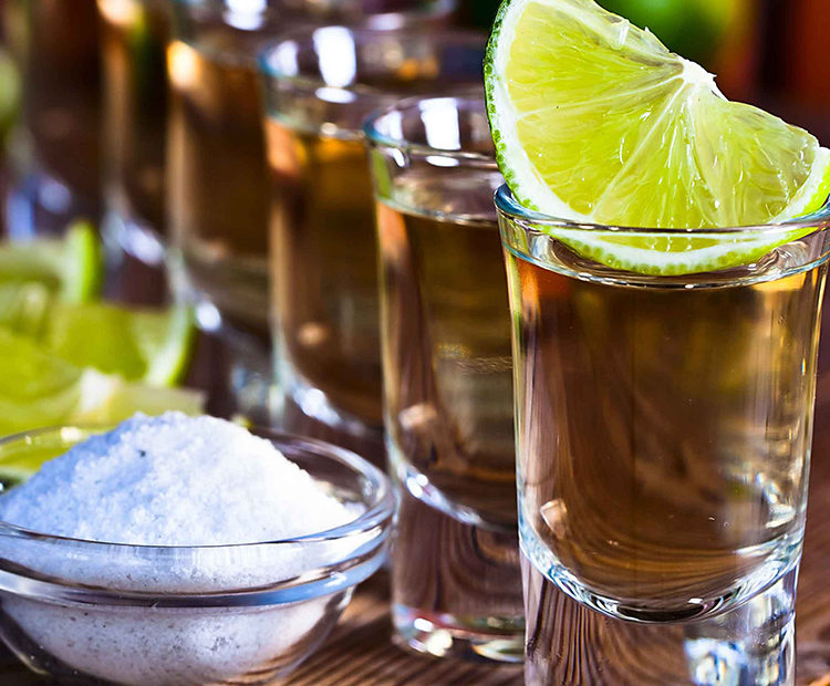 tequila-aprenda-o-ritual-para-beber-bebidas-famosas-blog